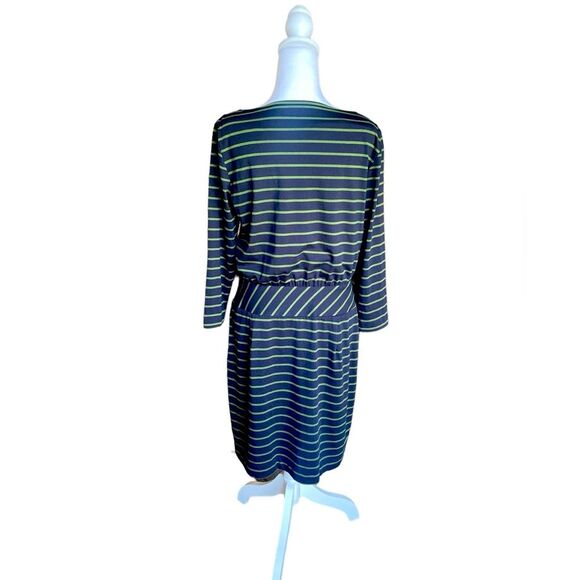 LL Bean Signature Dress Knee Length Striped Stretch Knit Womens Size 8 - Picture 3 of 11
